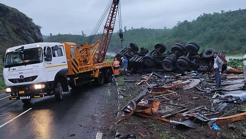 ट्रकचा अपघात