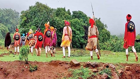 पन्हाळगड ते पावनखिंड : इथे सांडले रक्त, देई तुम्हा आव्हान..!