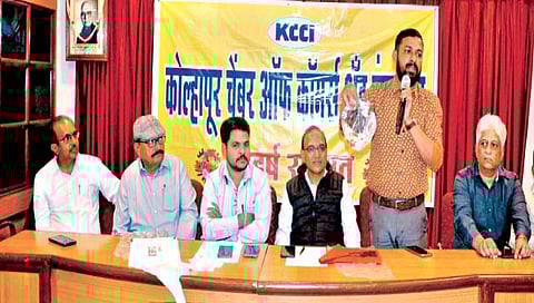 कोल्हापूर : प्लास्टिकबंदी कारवाई विरोधात रस्त्यावर उतरू