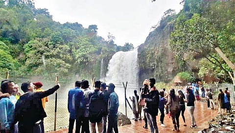 कास पठार, ठोसेघर धबधबा रस्ता ब्लॉक