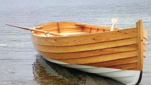 कोल्हापूर : 43 गावांसाठी लाकडी नावा तयार