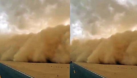 चीनमध्ये वाळूचे पिवळे वादळ