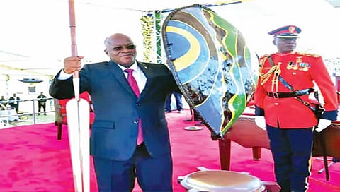 राष्ट्राध्यक्ष बनण्याच्या ‘अशा’ही परंपरा