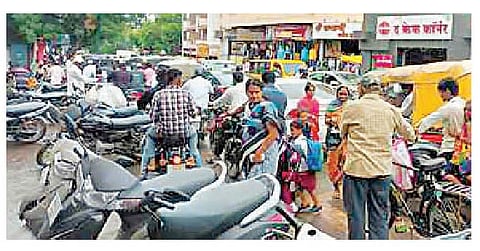 बारामती शहरात वाहतूक कोंडी नित्याचीच