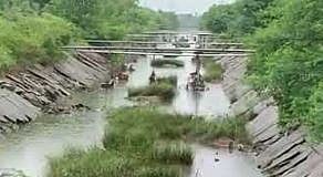 कुकडी कालव्याचे अस्तरीकरण ढासळले; पाण्याची गळती होण्याची शक्यता