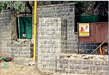 जिजाऊ स्मारकाचे काम पूर्ण कधी होणार?; सहायक आयुक्तांना निवेदन