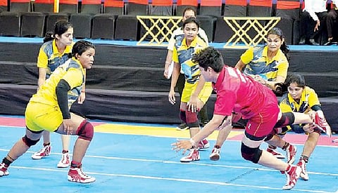 पिंपरी संघाची पुण्यावर मात; सलोनी, निकिता,आदिती यांची सुरेख कामगिरी