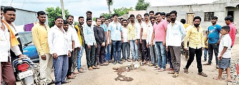 माळेगाव : दुर्लक्षित रस्त्याचे काम सुरू