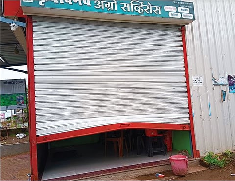 बेल्ह्यात खताचे दुकान फोडले; 2 लाख 62 हजार रुपयांचा ऐवज चोरीस