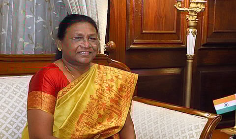 Draupadi Murmu : राष्ट्रपती द्रौपदी मुर्मू होणार शनिचरणी नतमस्तक
