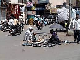 नगर महानगरपालिका हद्दीत 2886 फेरीवाले