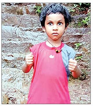 नगर : अन्वी ठरली सर्वांत लहान गिर्याराहक