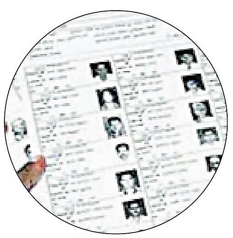 पुणे जिल्ह्यात मतदार याद्या बारकाईने अद्ययावत करण्याचे निर्देश