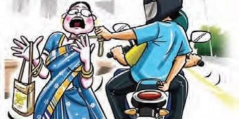 पिंपरी : महिलेची चेन हिसकावली