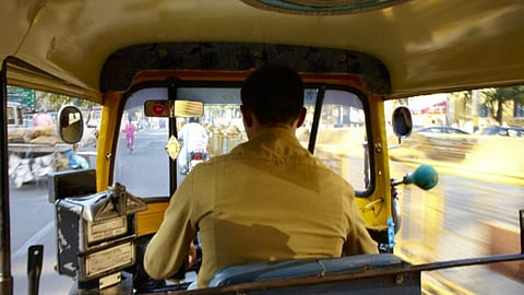 ‘रिक्षा चालक-मालकांसाठी कल्याणकारी मंडळाबाबत राज्य सरकार सकारात्मक’