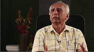 पुणे : मूलभूत प्रश्नांसाठी रस्त्यावर यावे; डॉ. बाबा आढाव यांचे आवाहन