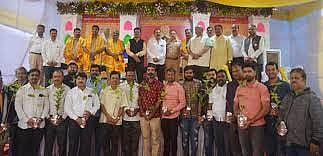 गणेशोत्सव मंडळांना रोपांची भेट; वृक्षारोपण व वृक्षसंवर्धनासाठी दत्त मंदिर ट्रस्टचा पुढाकार