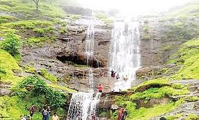 पुणे : हवामानाचा अंदाज घेत दुपारी चार वाजण्यापूर्वी परतीच्या मार्गाला लागा