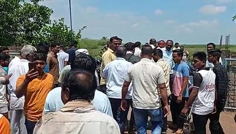 शिरटी हायस्कूल शिक्षक