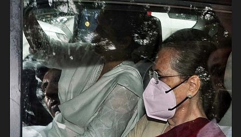 नॅशनल हेराल्ड प्रकरणी सोनिया गांधींची ईडीकडून अडीच तास चौकशी