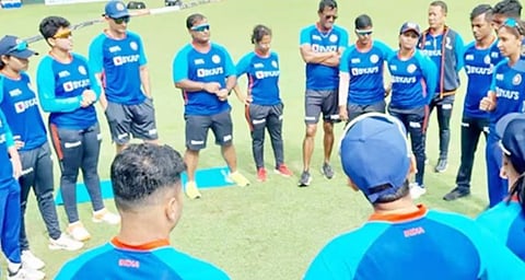 ( संग्रहित छायाचित्र )