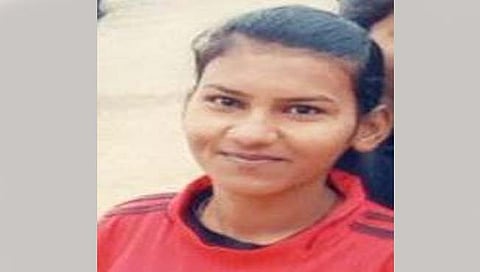 अकाेला : पाेलीस भरतीचा सराव करणा-या युवतीचा मैदानावरच मृत्यू