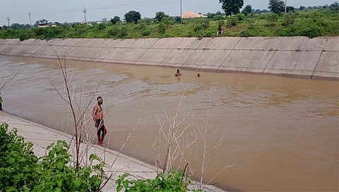 चंद्रपूर: बहीणभावाला वाचविण्यासाठी कालव्यात उडी मारलेली बहीण गेली वाहून