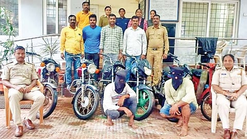 बेळगाव : दोघा चोरट्यांकडून सहा दुचाकी जप्त