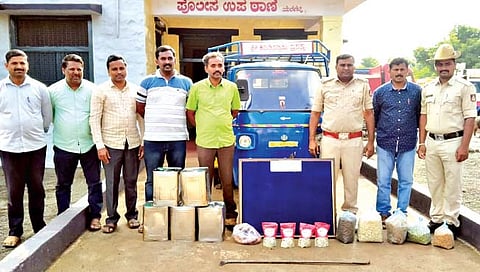 बेळगाव : यरगट्टीत किराणा दुकान फोडणार्या दोघांना अटक