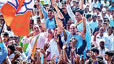 Jalgaon : मंत्रिमंडळ विस्तारानंतर गिरीश महाजन यांचे जळगावात जंगी स्वागत