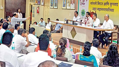 पाण्यावरून कळवळा, मग भाकरीवर जीएसटी का?