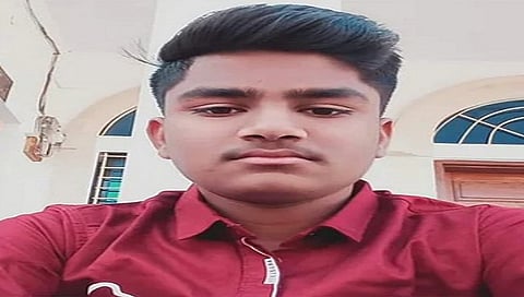 जळगाव : वडिलांना शेतात मदत करण्यासाठी गेला अन् अनर्थ झाला…ट्यूबवेलचा शॉक लागून मृत्यू