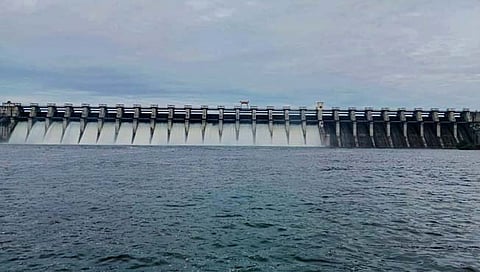 पैठण : नाथसागर धरणाचे १८ दरवाजे उघडले; ६६ हजार २४ क्युसेक गोदावरी नदीत विसर्ग