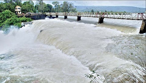 पंचगंगा धोका पातळीकडे