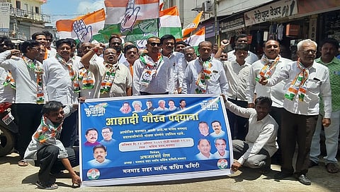 नाशिक : मनमाडला काँग्रेस-राष्ट्रवादीतर्फे संयुक्तपणे आझादी गौरव पदयात्रा