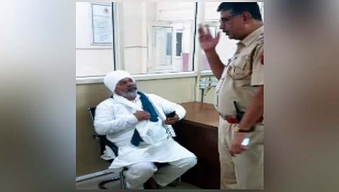 Rakesh Tikait : गाझीपूर सीमेवर राकेश टिकैत यांना अटक : बीकेयू कार्यकर्त्यांमध्ये संताप