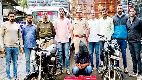 सातारा : दुचाकी, बॅटर्या चोरी प्रकरणी दोघांना अटक
