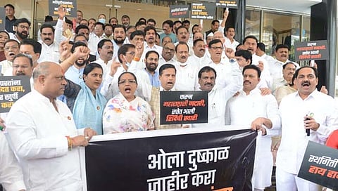 विधिमंडळ अधिवेशन लाईव्ह अपडेट : विरोधक आक्रमक; ओला दुष्काळ जाहीर करण्याची मागणी