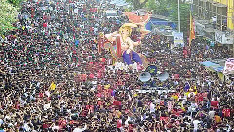 मुंबई : ‘या’ पुलांवरून गणेश मिरवणूक काढताना सावधान! महानगरपालिकेने पूलांची यादी केली जाहीर