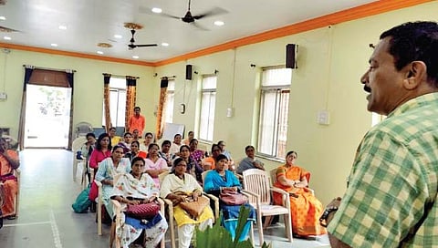 ‘हर घर तिरंगा’ उपक्रमाची जनजागृती करा