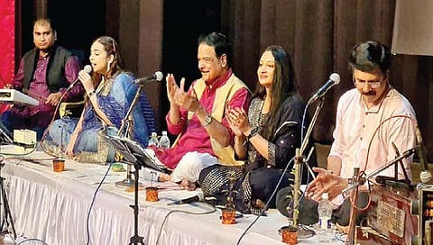 दै.‘पुढारी’ आयोजित संगीत मैफिलीने सातारकर बेहद खुश