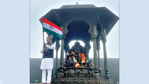 रायगडवर स्वातंत्र्याचा ‘अमृत महोत्सव’ साजरा