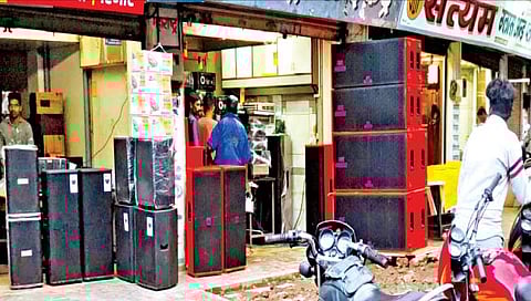 कोल्हापूर : साऊंड… लाईट… जनरेटरची कोटींची उलाढाल!