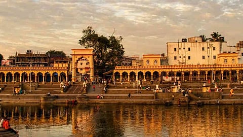 आळंदीतील इंद्रायणी नदी घाटावर विसर्जनास बंदी