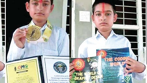 बारा वर्षांच्या मुलाने बनवले तीन अॅप्स