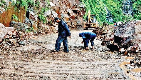 सिंधुदुर्ग : भुईबावडा घाट तात्पुरता दुरुस्त; एकेरी वाहतुकीसाठी सुरू