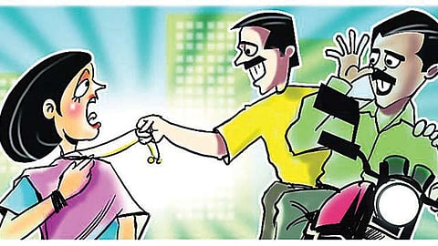 Chain snatching : नाशिकमध्ये चोरट्यांच्या टार्गेटवर वृद्ध महिला