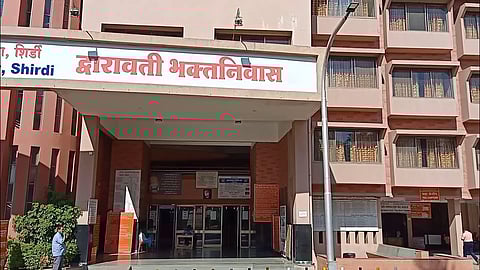 नगर : वेबसाईटच्या नाम साधर्म्यातून साईभक्तांची फसवणूक