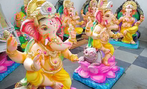 Pune Ganpati News : सातासमुद्रापार निघाले ‘बाप्पा’; परदेशातून पुण्यातील गणेशमूर्तींना मोठी मागणी