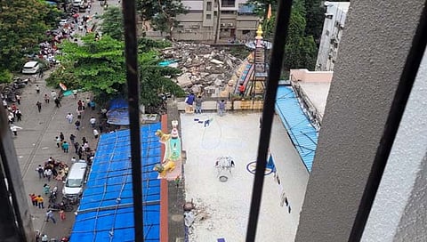 मुंबई : बोरीवलीत चार मजली इमारत कोसळली